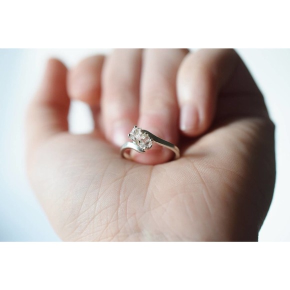 alternative raw diamond engagement ring raw crystal size 4 5 6 7 8 8 9 1… - Picture 4 of 10